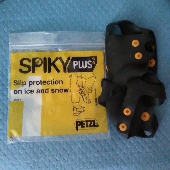 Petzl Spiky Plus – Semelles Antidérapantes à Crampons, Pour Surfaces Enneigées Ou Glacées, Jusqu’au UK 13 – Sécurité Et Adhérence Hiver